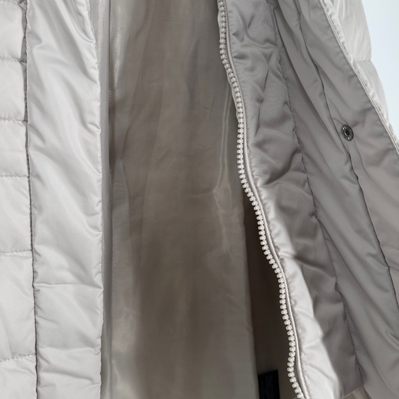 NWOT Tan Puffer Jacket - Picture 5 of 7